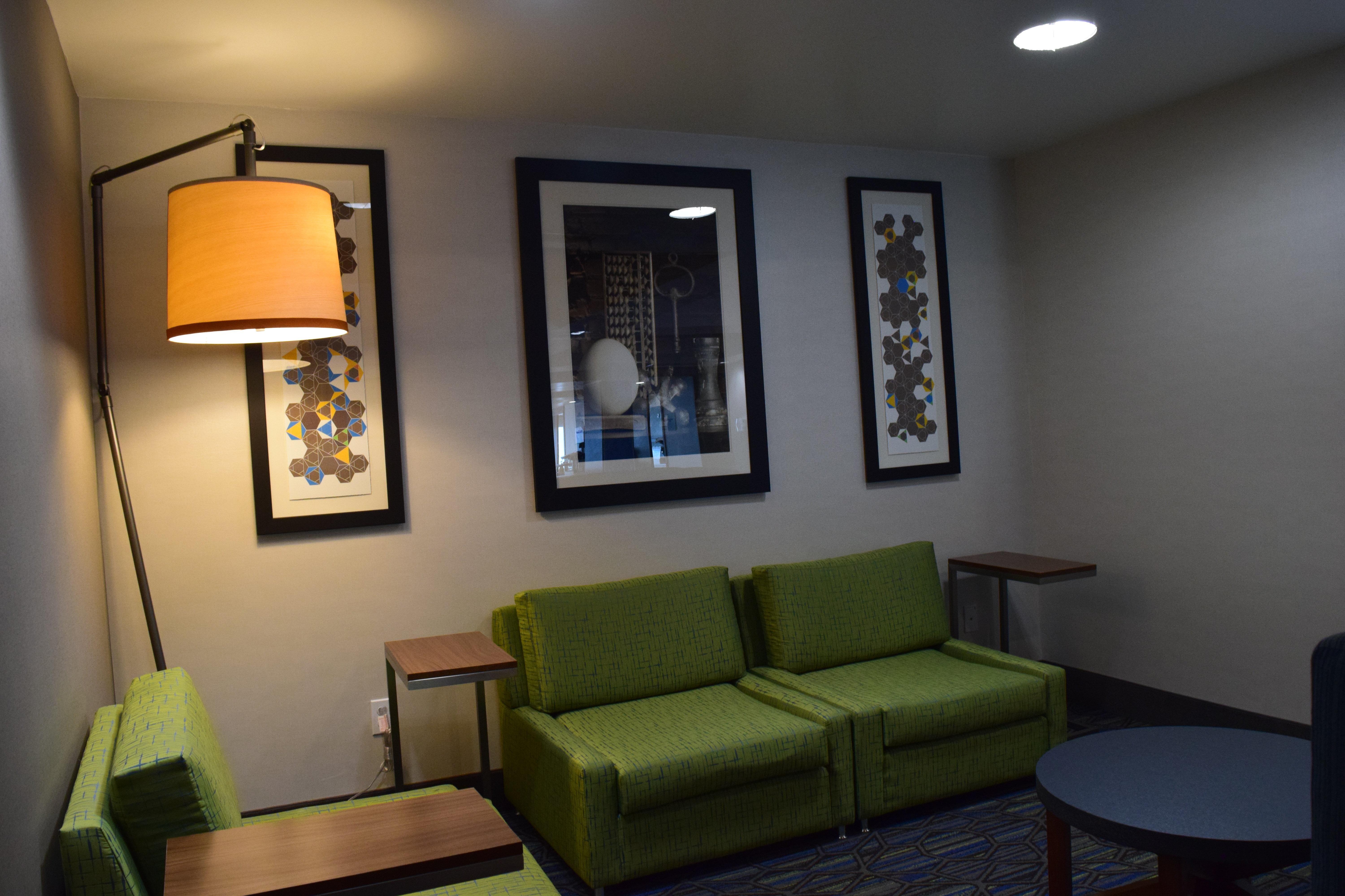 Holiday Inn Express & Suites Sparta Luaran gambar