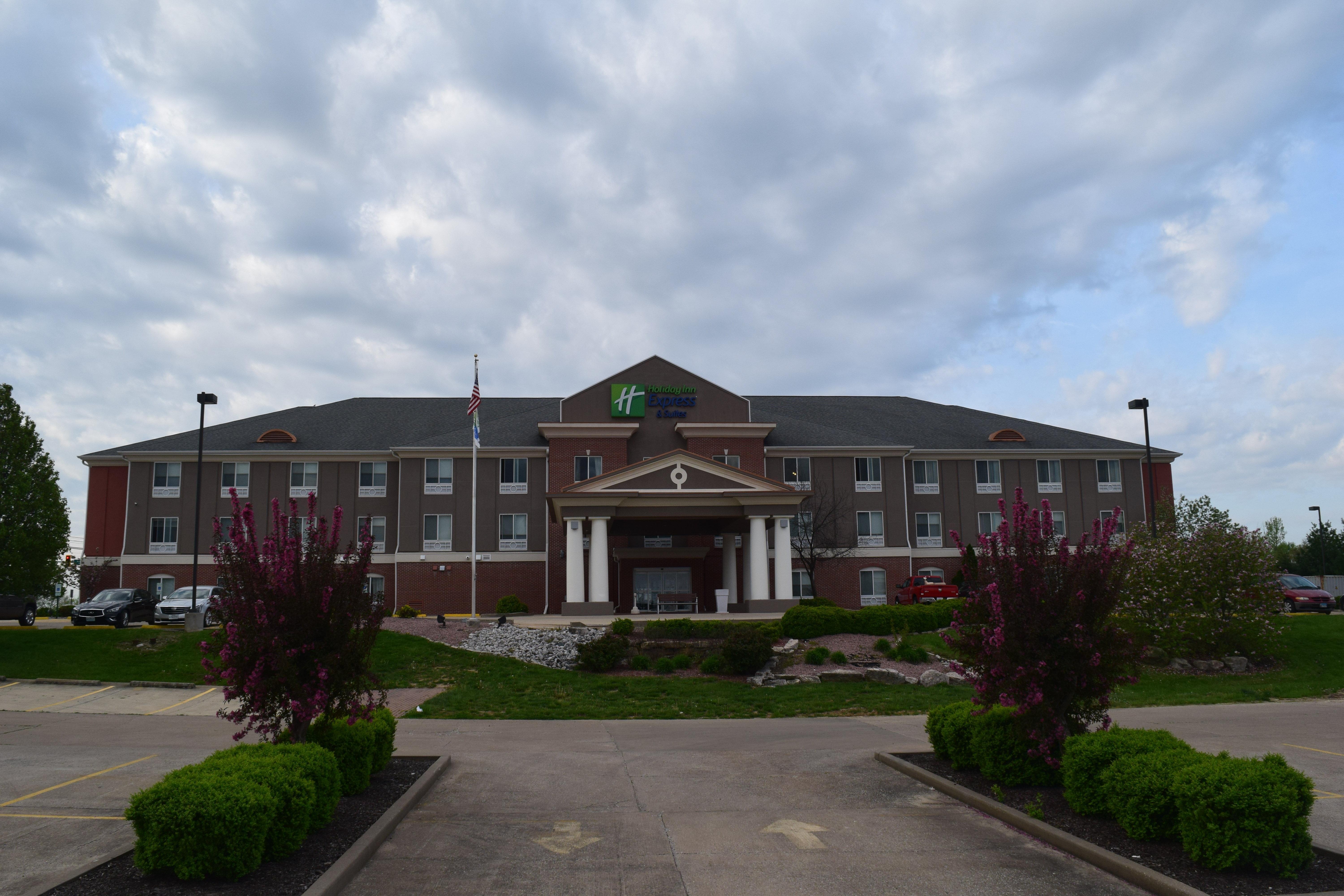 Holiday Inn Express & Suites Sparta Luaran gambar